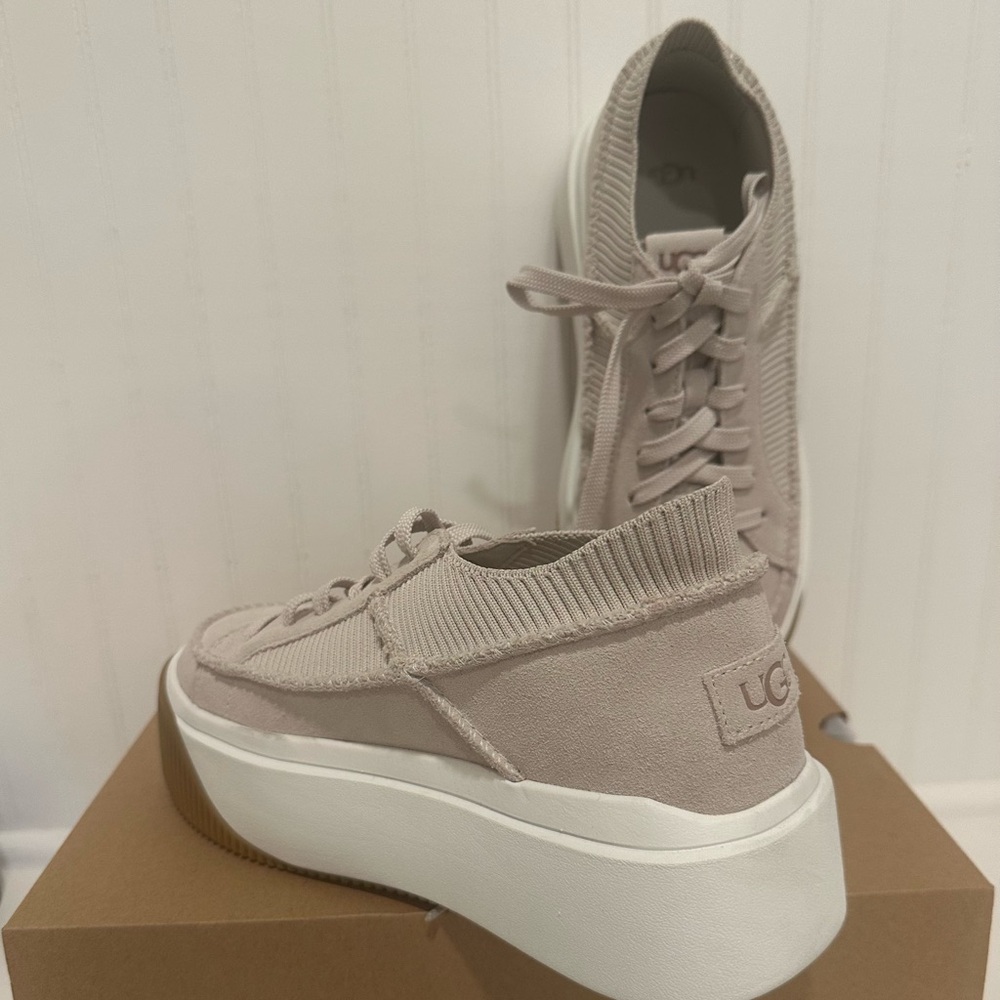 UGG®
EZ-Duzzit Platform
Sneaker (Women)